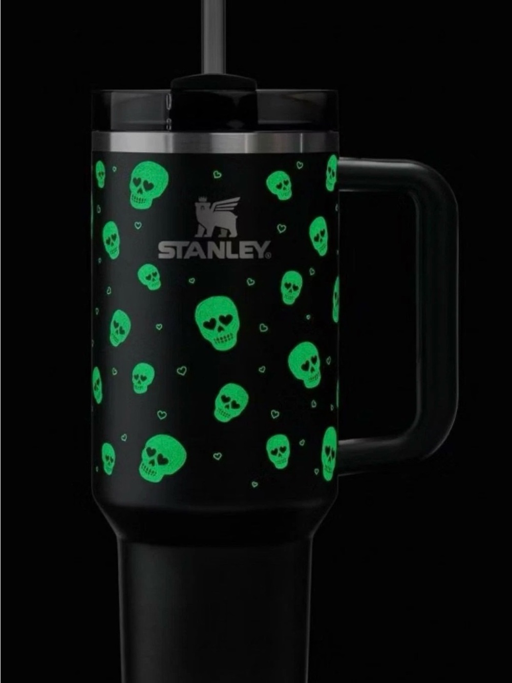 NWT 2026 Stanley 30oz Halloween Black Sweetheart Skulls Glow In The Dark!